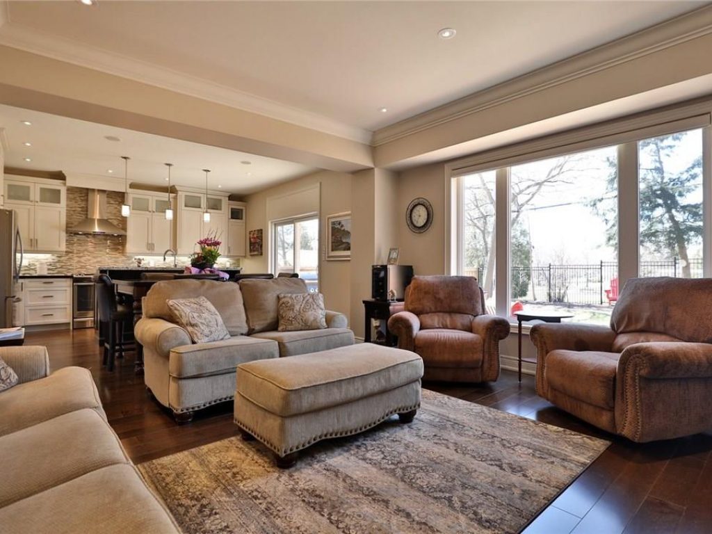 Deborah Brown Team | Real Estate Houses for sale in Burlington 464 Mayzel Road