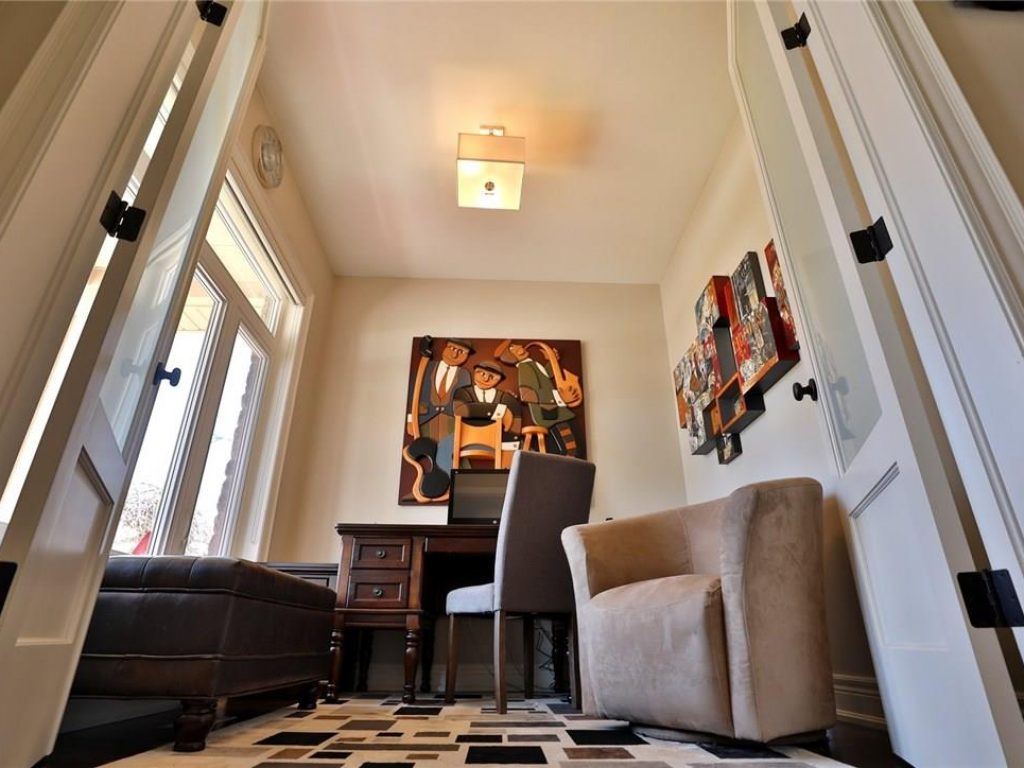 Deborah Brown Team | Real Estate Houses for sale in Burlington 464 Mayzel Road
