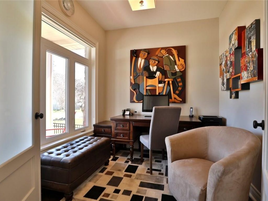 Deborah Brown Team | Real Estate Houses for sale in Burlington 464 Mayzel Road