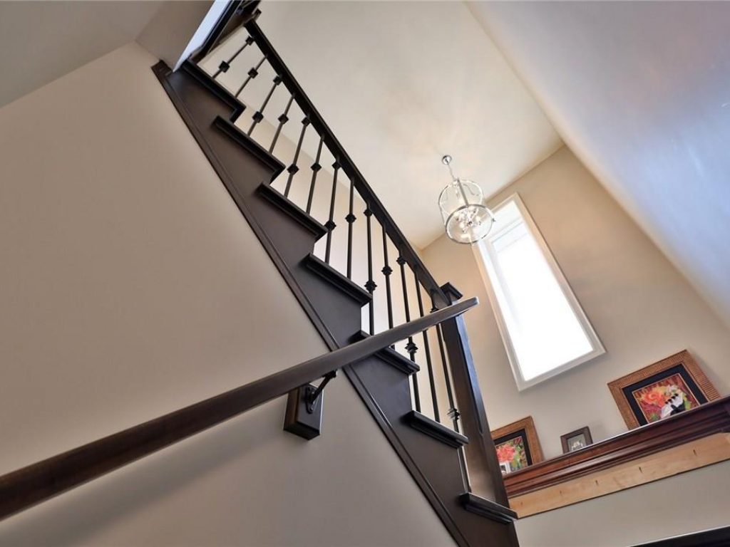 Deborah Brown Team | Real Estate Houses for sale in Burlington 464 Mayzel Road