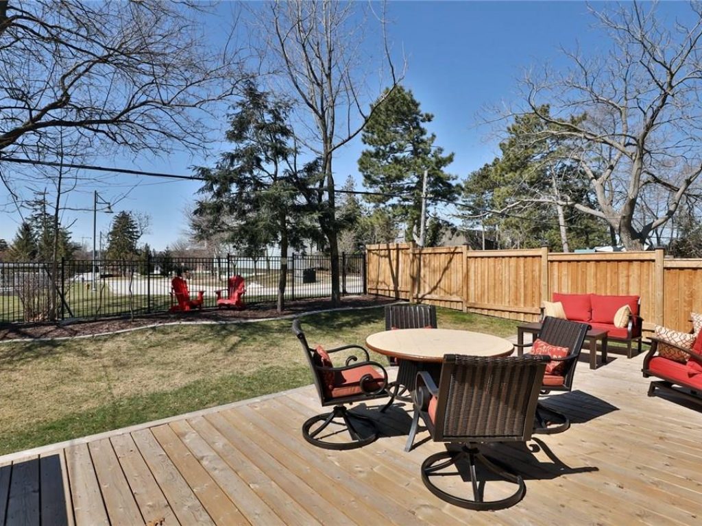 Deborah Brown Team | Real Estate Houses for sale in Burlington 464 Mayzel Road