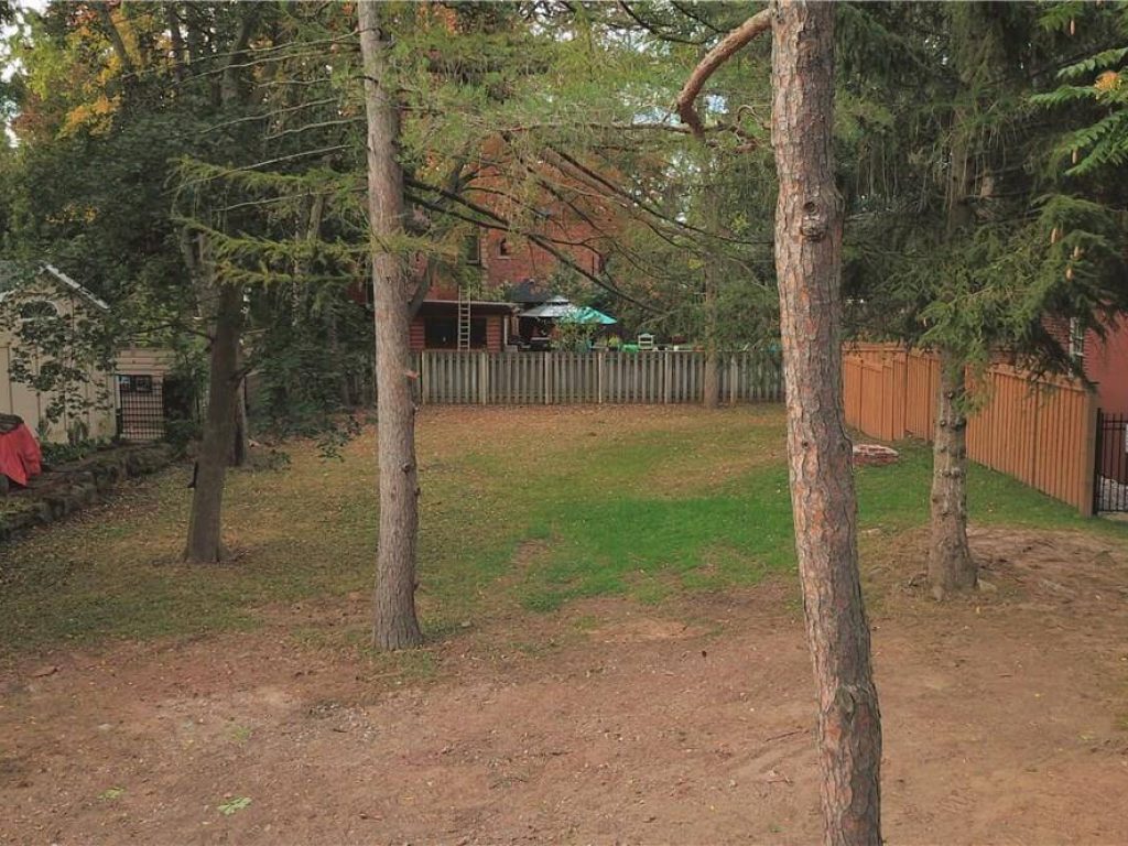 Deborah Brown Team | Real Estate Houses for sale in Burlington 530 Emerald Street