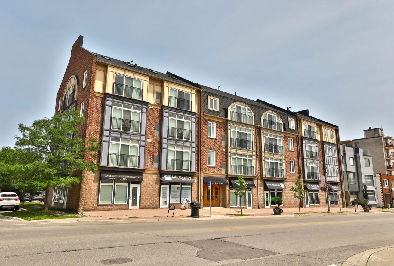 303459 Kerr Street, Oakville, Ontario Deborah Brown Oakville