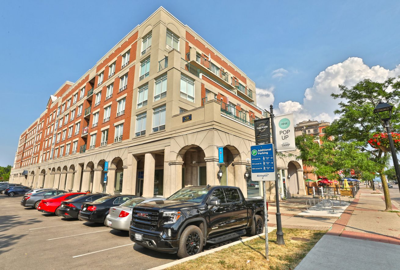 502430 Pearl Street, Burlington, Ontario Deborah Brown Oakville