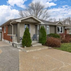 MLS - 116 Broker Dr - Hamilton, ON-2