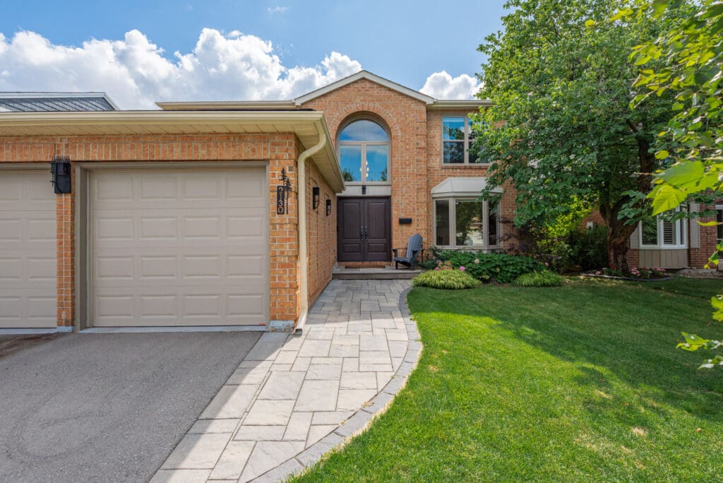 2130 WINDING Way, Burlington