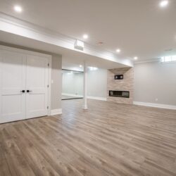 MLS - 31 Bayside Ct, Burlington, ON - Deborah Brown (ReMax)-43