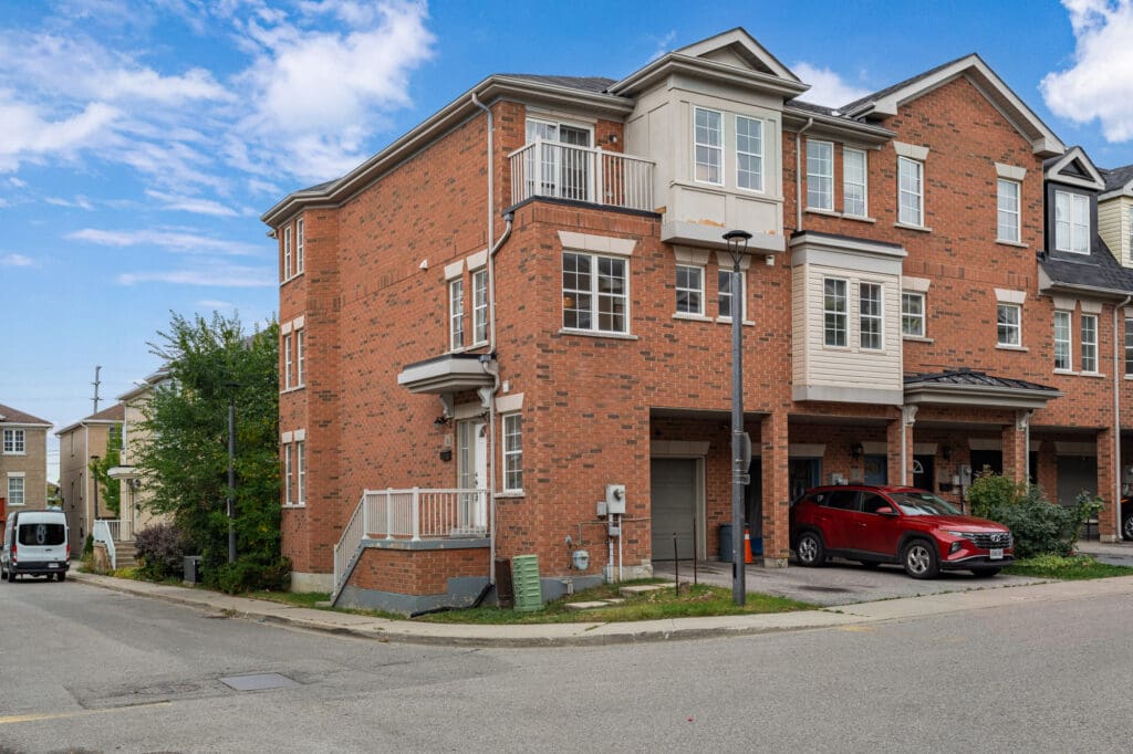 38 ARCHIBALD Mews, Scarborough