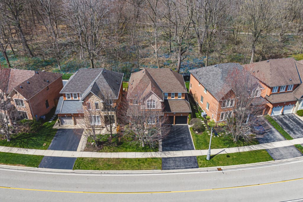 125 CREEK PATH Avenue, Oakville