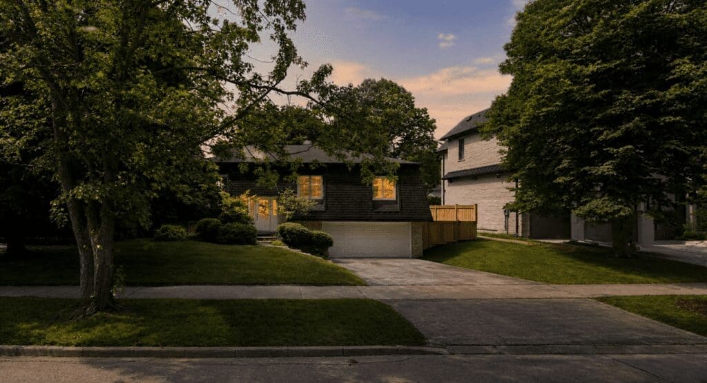 2198 Devon Road, Oakville