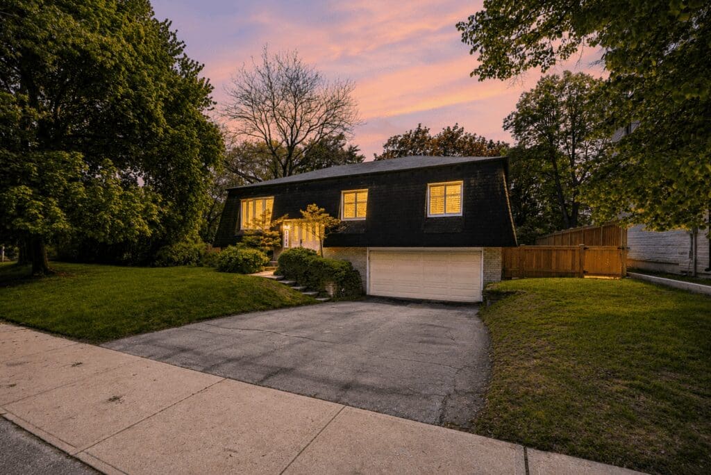 2198 DEVON Road, Oakville