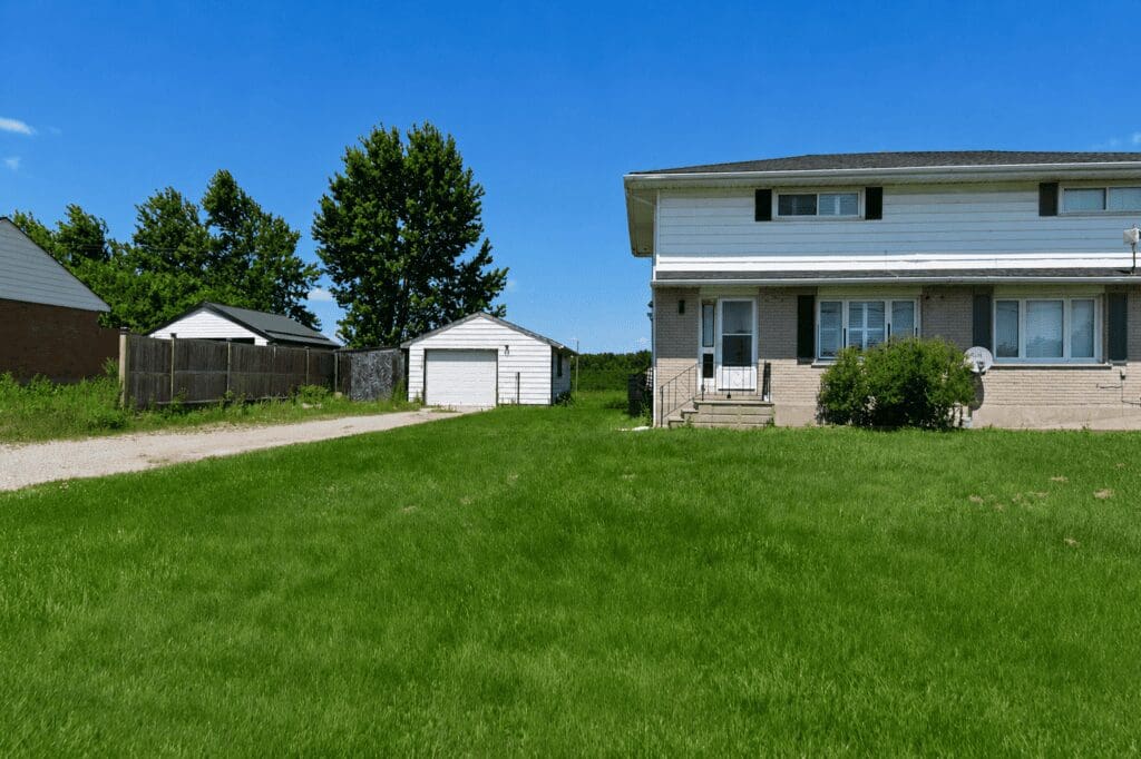 685717 HWY 2, Woodstock